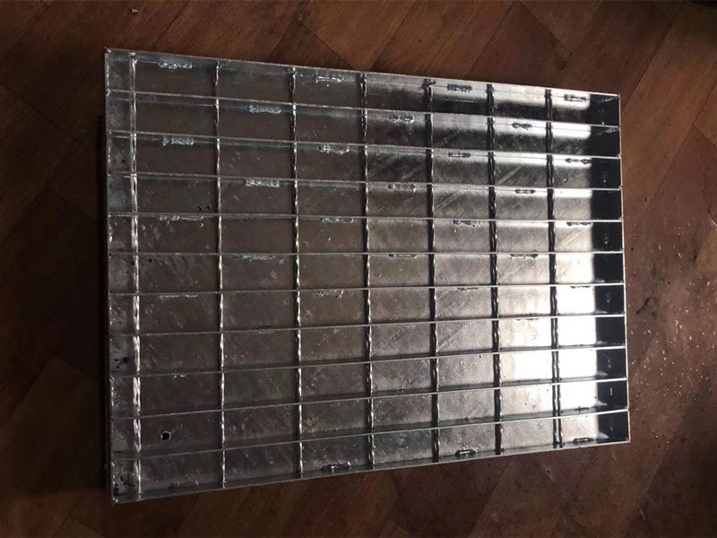 1651025456909098376.jpg DRP5BU)NLI}VW$0E6`U_UDK.jpg